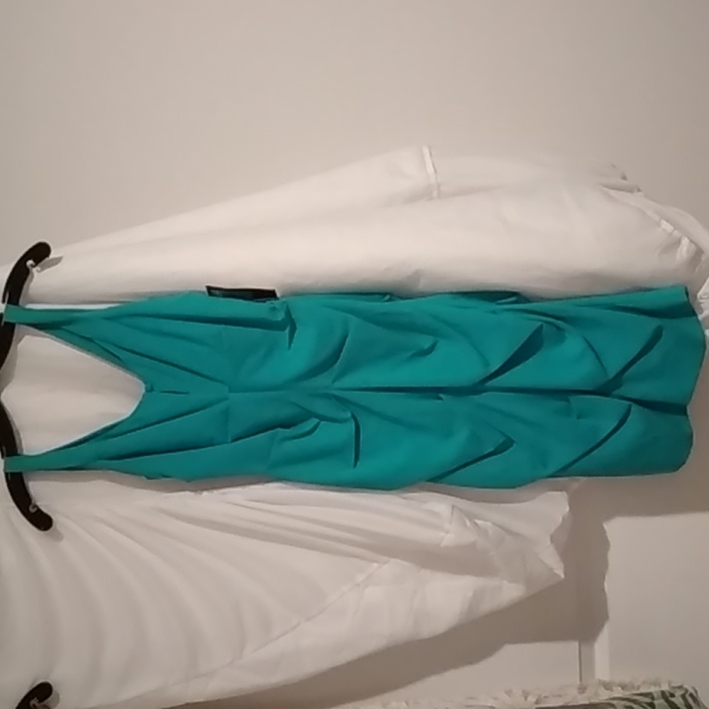 Nicole Miller , size 2, green